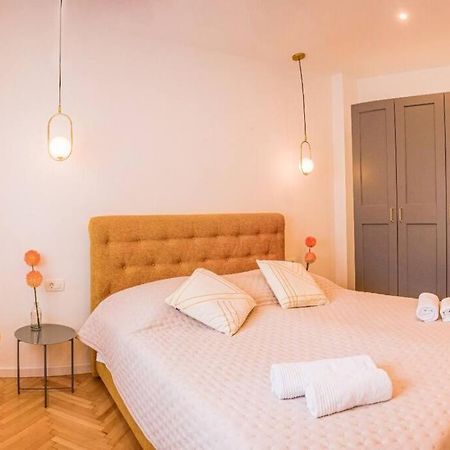 Luksuzni Apartman Ribica U Samom Centru Grada Сплит Экстерьер фото